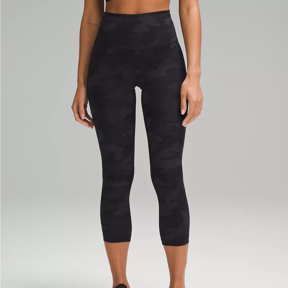 Lululemon Wunder Train High-Rise Crop 23"